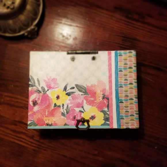 Keepsake/Jewelry Box - Picture 8 of 11